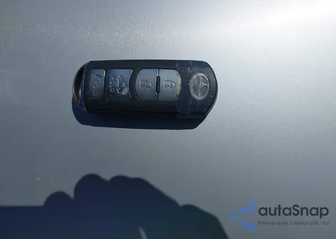 2016 Scion Ia z USA, uszkodzony, nr VIN 3MYDLBZV1GY132933